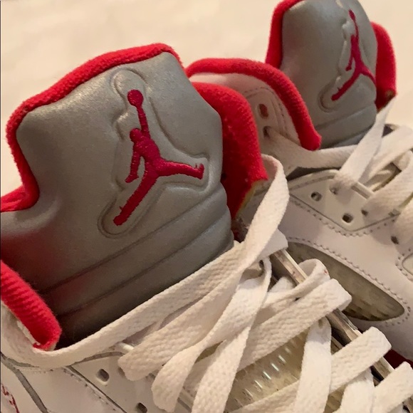 Air Jordan Fire Red 5s - Picture 2 of 5